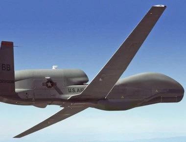 Αμερικανικό UAV πετά κοντά στις ακτές της Κριμαίας σε ύψος 53.000 ποδών